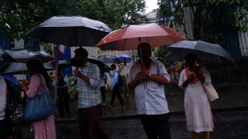 Mumbai Pune Maharashtra Heavy Rain Alert Today in Marathi