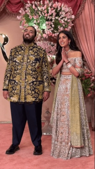 anant ambani and Radhika merchant outfit in sangeet ceremony