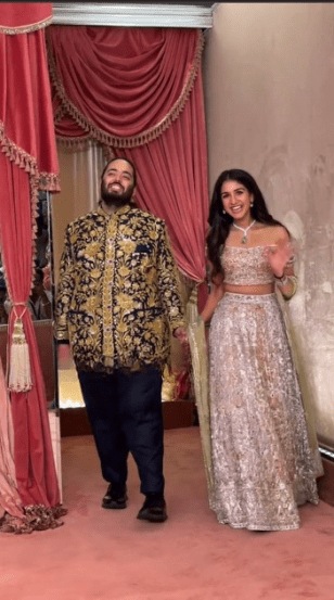 anant ambani and Radhika merchant outfit in sangeet ceremony