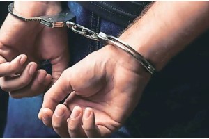 A gang that robbed a bullion trader was arrested Wardha