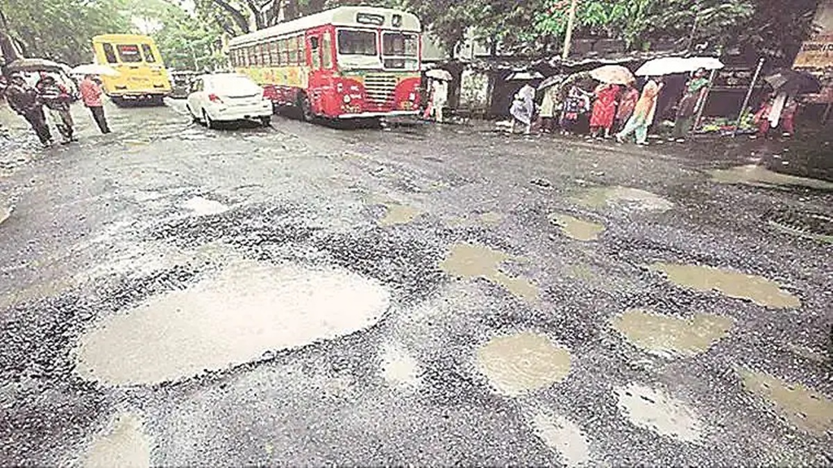 Mumbai Municipal Corporation Notice To 13 Engineers Who Neglect 