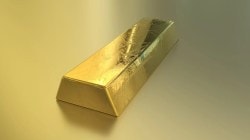 सोलापूर: सोन्याच्या बिस्किटाची भुरळ पाडून वृद्धेचे सोन्याचे दागिने लांबविले