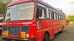 st bus female conductor beaten up