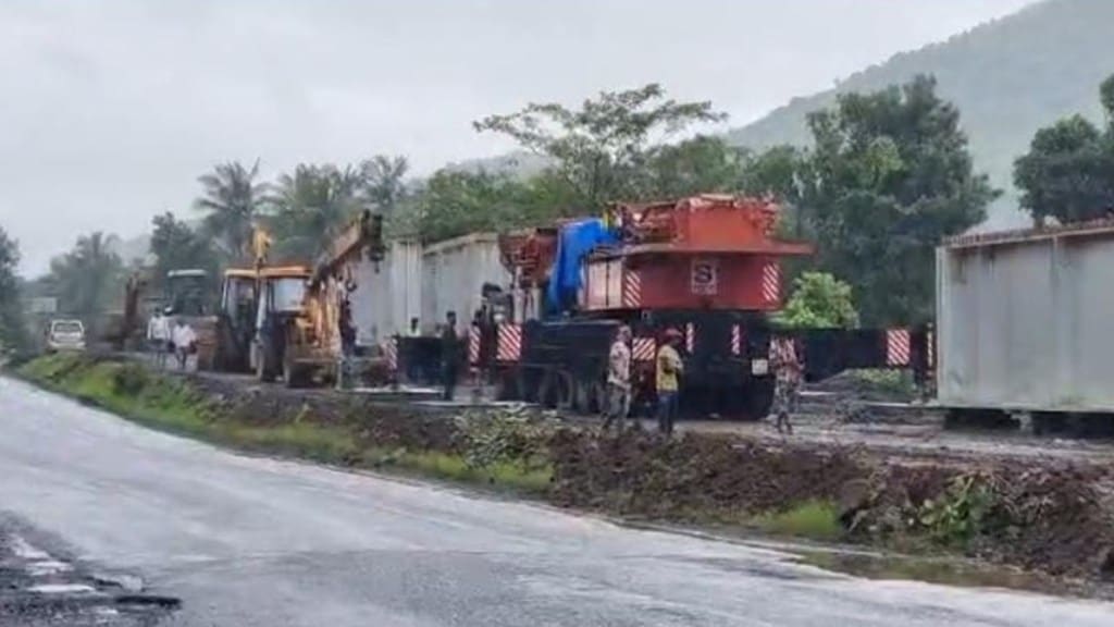 4 hours block on Mumbai goa highway