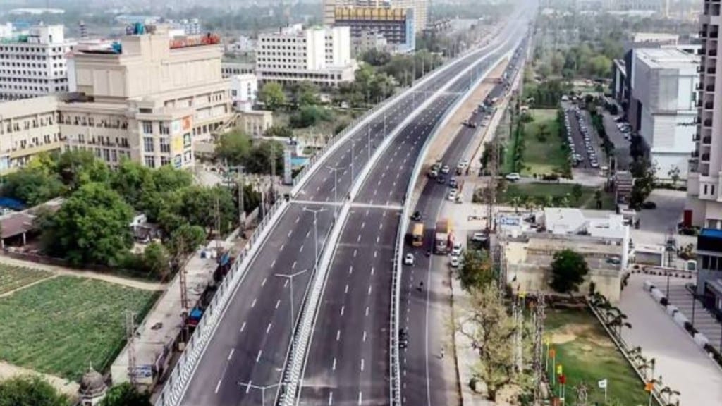 mmrda decided to construct an elevated road from thane anand nagar to saket