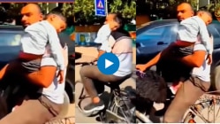“हे फक्त एक बापचं करू शकतो”, लेकराला खांद्यावर घेऊन सायकल चालवतोय व्यक्ती, Viral Video पाहून नेटकरी झाले भावूक