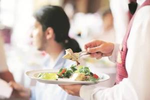average price of a vegetarian thali increased by 10 percent in the month of june