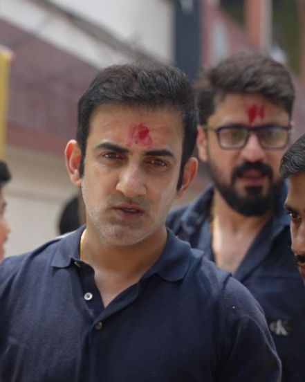 What is the Salary of Gautam Gambhir as head coach of indian cricket team