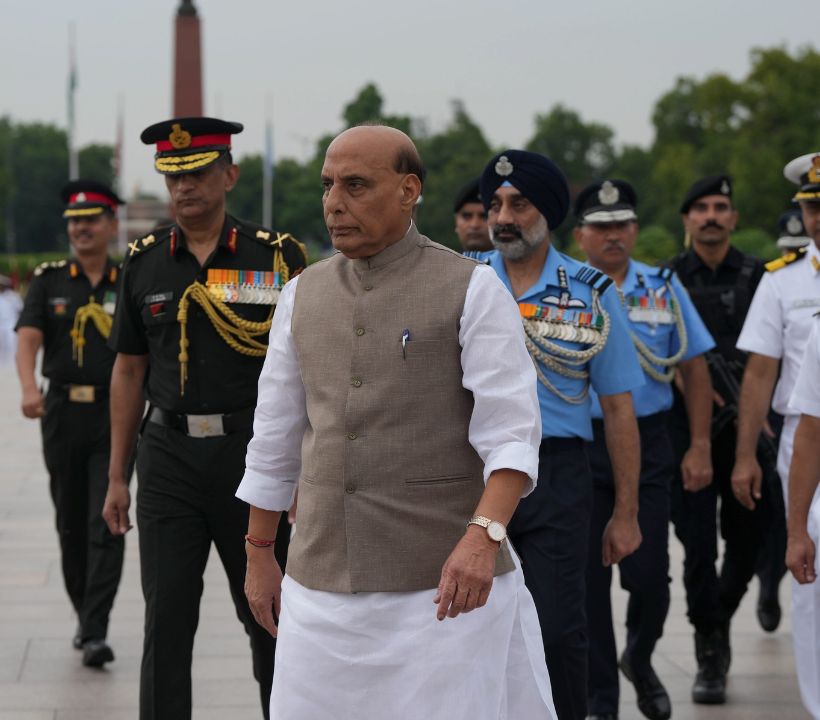 Union Defence Minister Rajnath Singh and others at the National War Memorial on the occasion of the 25th anniversary of the ‘Kargil Vijay Diwas’