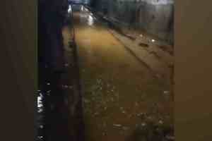 Heavy Rains Disrupt Konkan Railway Line, Malpe Tunnel Goa, Clear Water and Mud in Malpe Tunnel Goa, Heavy Rains in Konkan, Water and Mud in Malpe Tunnel Goa, konkan railway, konkan railway disrupts, latest news, marathi news