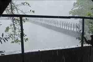 Record Breaking Rainfall in Lonavala, Rainfall of 216 mm in Lonavala, heavy rainfall in lonavala, tourist going back lonavala, tourist in lonavala, lonavala news, rain news, latest news, loksatta news,