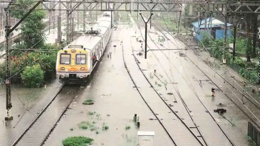 Western Railway 35 Day Block, due to heavy rain motormen were reduce the local speed