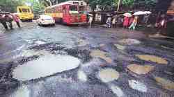मनोरीतल्या रस्त्यांची दुरवस्था, मीरा भाईंदर पालिकेच्या बसचालकांची मुंबई महापालिकेविरोधात तक्रार