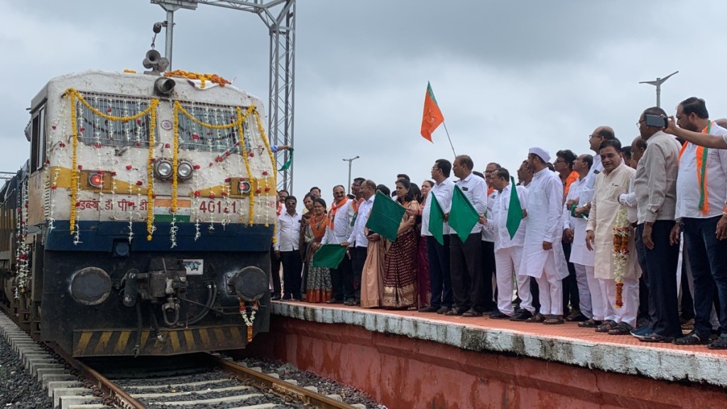 central railway run special train from bhusawal to pandharpur on occasion of ashadhi ekadashi