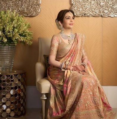 nita ambani blouse design has names of children and sankrit shloka