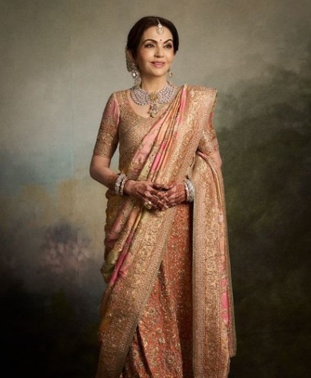 nita ambani blouse design has names of children and sankrit shloka