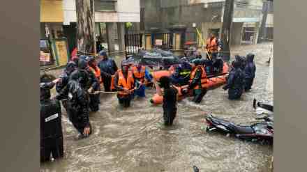 Pune, PMRDA, heavy rain, emergency department, flood situation, rescue operations, fire brigade, Khadakwasla dam, Shivne bridge, sophisticated systems, precautions, coordination, pune news,