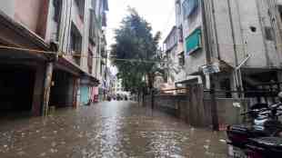 Pune, flooding, cement roads, natural streams, encroachments, monsoon channels, sewage channels, smart city, waterlogging, flood line, municipal corporation, pune city, pune news, marathi news, latest news,