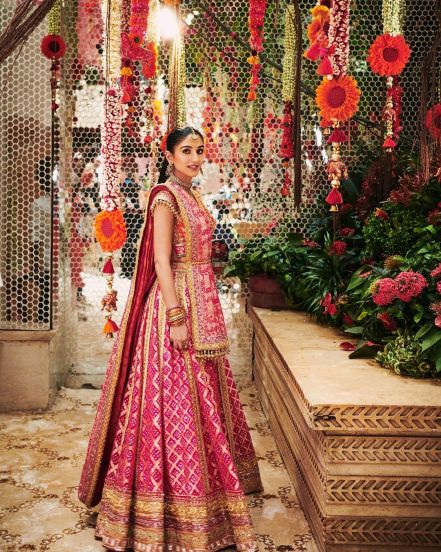 radhika merchant wore manish malhotra bandhani lehenga