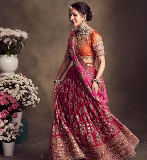 radhika merchant wore manish malhotra bandhani lehenga