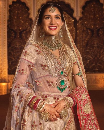 radhika merchant wedding look