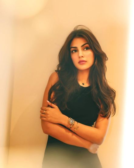 rhea chakraborty