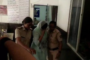ritu malu surrenders before nagpur police