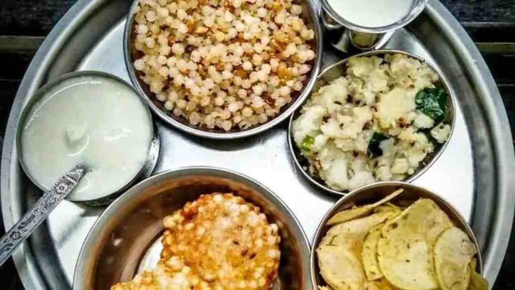 Ashadhi Ekadashi 2024, Health Advisory While Consuming Fasting Foods, Consuming Fasting Foods Ashadhi Ekadashi, Exercise Caution While Consuming Fasting Foods, sabudana khichdi, bhagar, latest news,