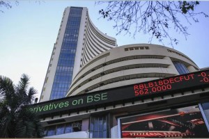The main index of the capital market Sensex touched 80000 points Level