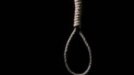 16 year old girl commit suicide by hanging