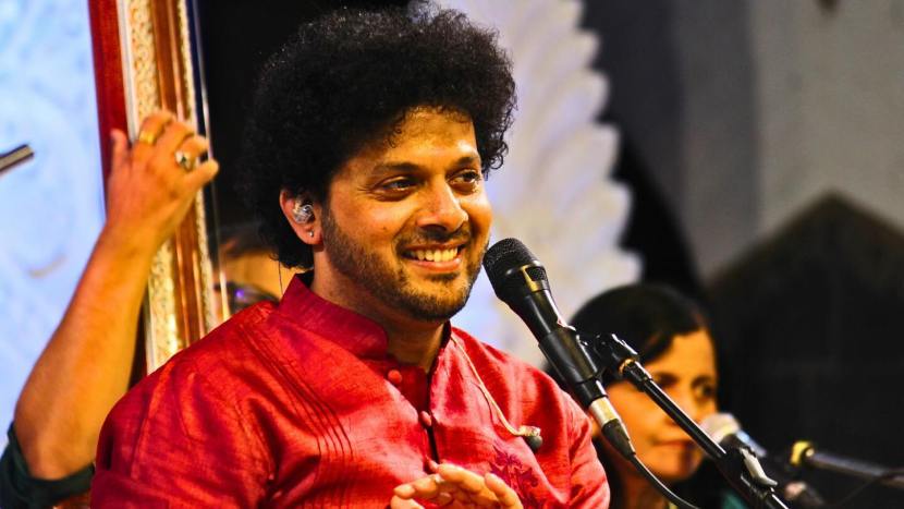 singer mahesh kale