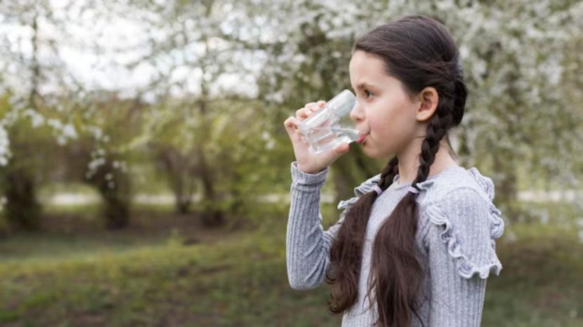 precautions while eating foods and drinking water in rainy season 