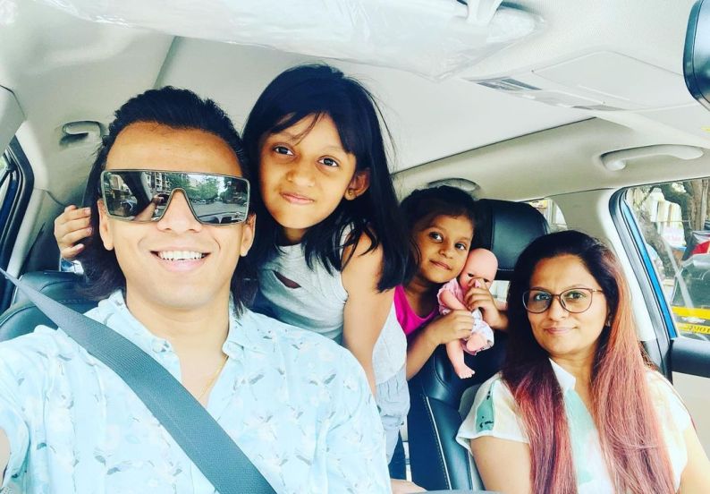 Abhijeet Sawant Two Daughters Family