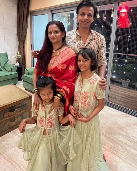 Abhijeet Sawant Two Daughters Family