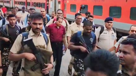 Abu Salem sent to Nashik under tight security from Manmad railway station