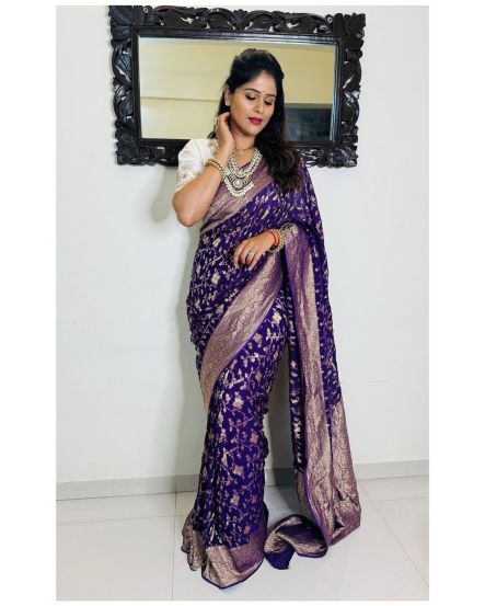 Akshaya Deodhar Purple Saree Look