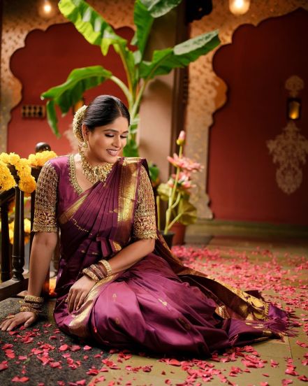 Akshaya Deodhar Purple Saree Look