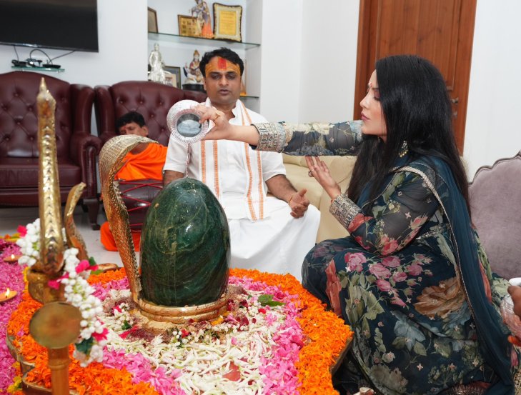 Amruta Fadnavis Shravani Somavar 2024