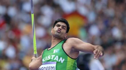 Pakistan’s Arshad Nadeem New Olympic Record 92.97 m throw News in Marathi