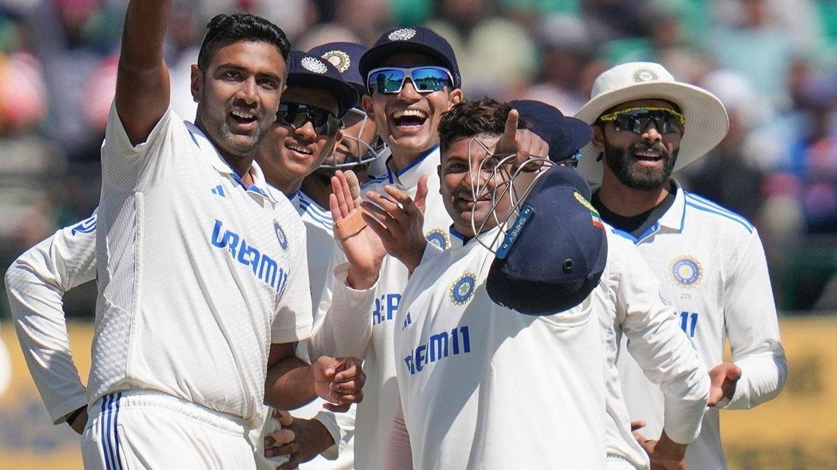 ICC Test Rankings: ICC ने जाहीर केलेल्या ताज्या क्रमवारीत भारताच्या खेळाडूंचा दबदबा, अश्विन-जडेजा पहिल्या स्थानी तर रोहित-विराट…