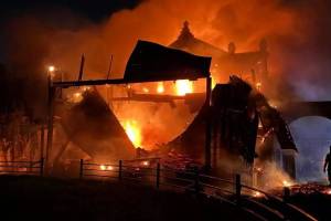 Keshavrao Bhosale Theater Kolhapur Gutted by Massive Fire in Marathi