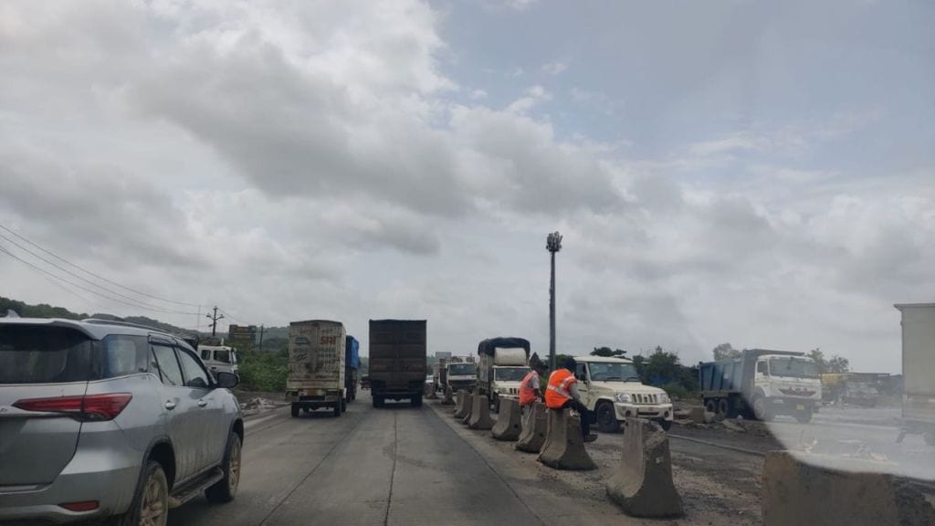 Entry ban for heavy vehicles on Mumbai Ahmedabad National Highway