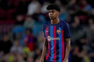 Barcelona sensation Lamine Yamal's father stabbed; suspects in custody