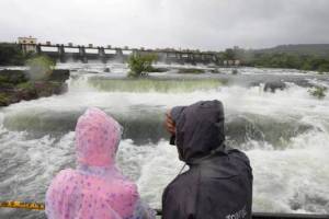 Khadakwasla Dam, Releasing water Khadakwasla Dam,