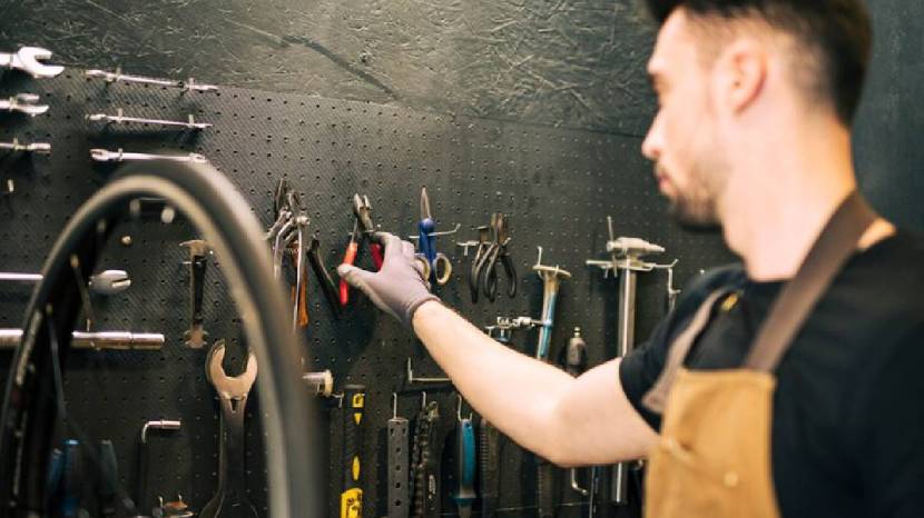 Bike Servicing Tips and Why your bike needs regular servicing then You Must Follow this tricks 