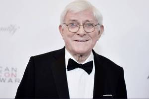 Remembering iconic talk show host Phil Donahue