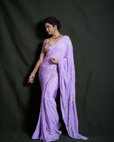 Prajakta Mali Purple Saree Look