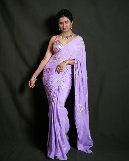 Prajakta Mali Purple Saree Look