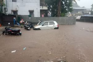 Stormy rain in Satara city