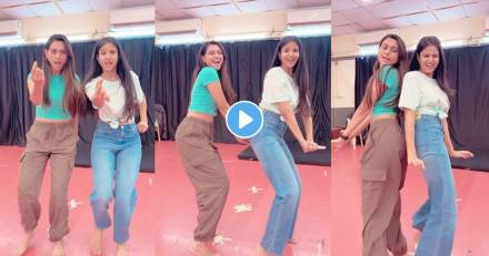 Reshma Shinde and Pooja birari Dance on Vatanyacha Gol Dana song